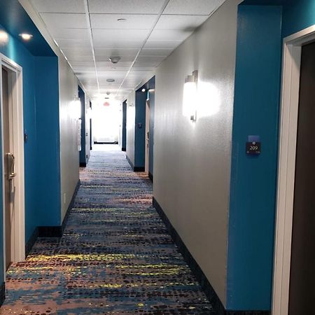 Hotel Desoto Олив-Бранч Экстерьер фото